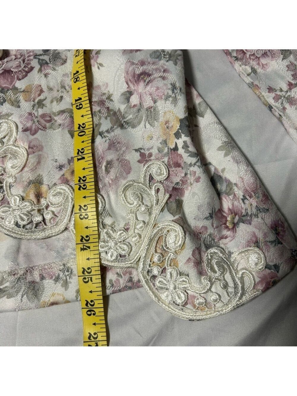 Scott McClintock Vintage 80s Ivory Brocade Skirt Suit Size 8 Petite Pearl Lace - Picture 8 of 16